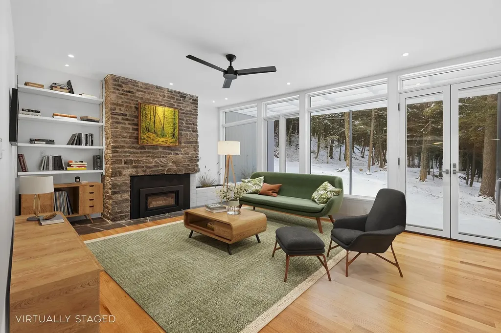 25 Hemlock Road Hanover NH 03755