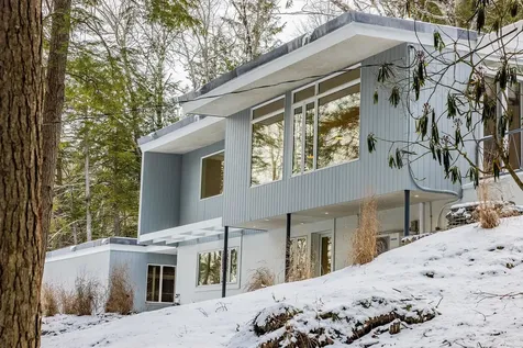 25 Hemlock Road Hanover NH 03755