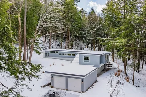 25 Hemlock Road Hanover NH 03755