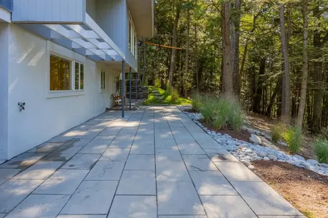25 Hemlock Road Hanover NH 03755