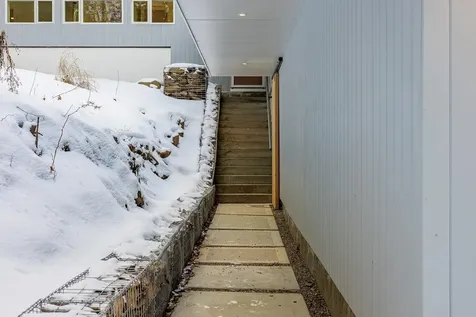 25 Hemlock Road Hanover NH 03755