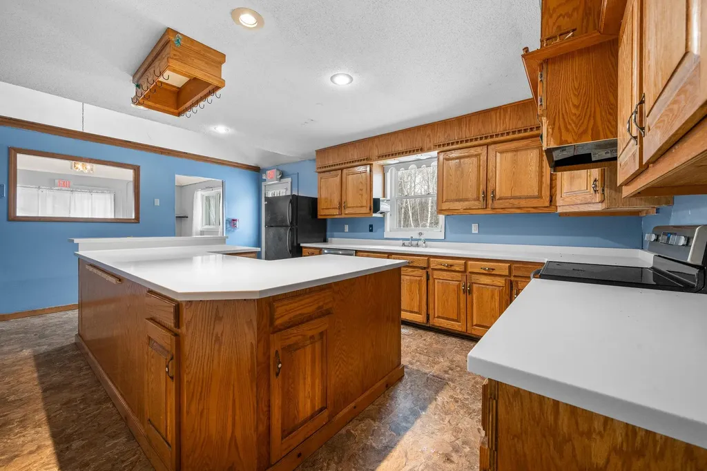 18 Stoddard Road Columbia NH 03576