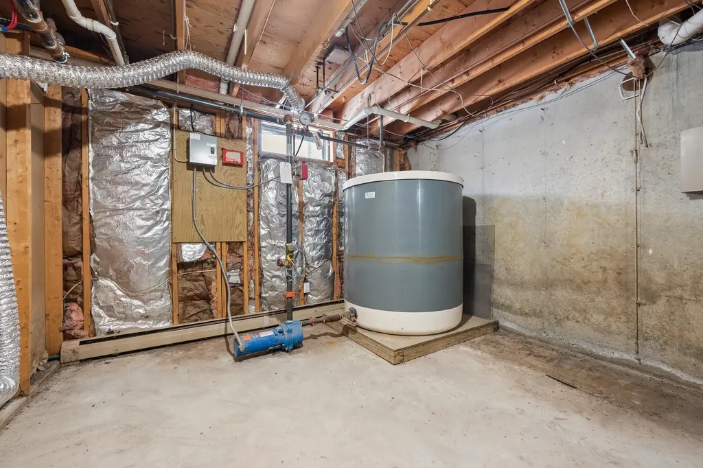 18 Stoddard Road Columbia NH 03576