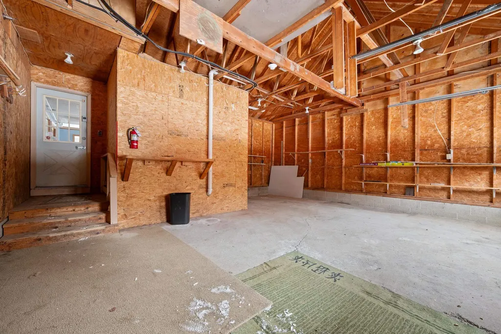 18 Stoddard Road Columbia NH 03576