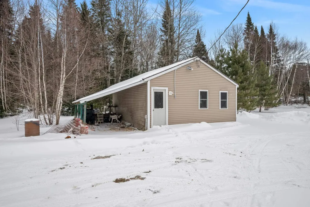 18 Stoddard Road Columbia NH 03576