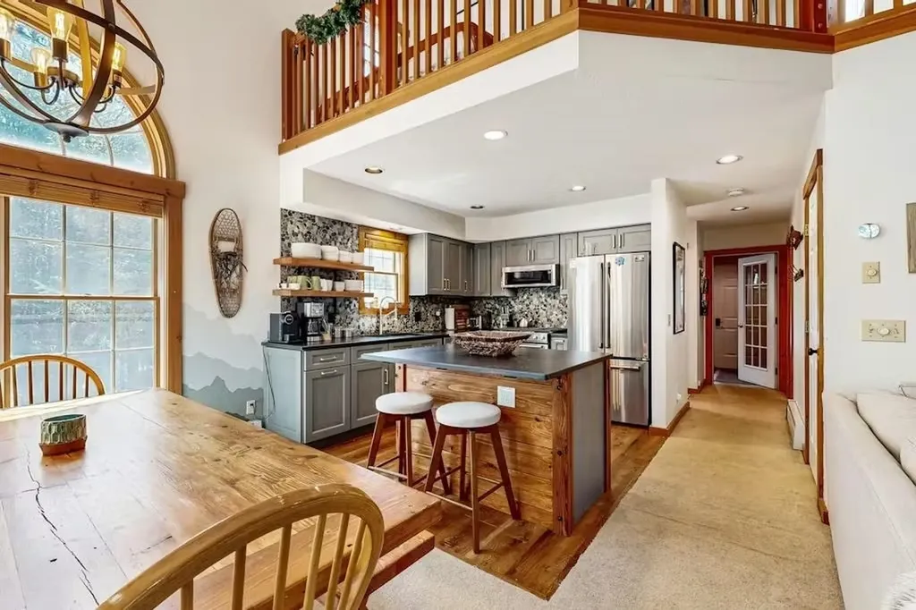 73B Kingswood Road Dover VT 05356