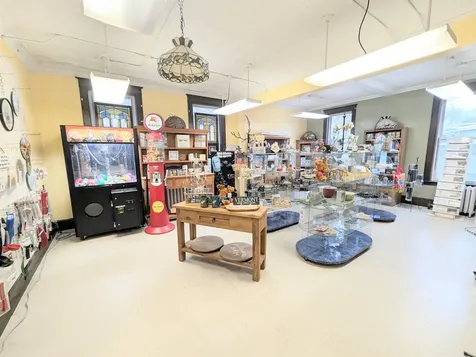 537 Railroad Street St. Johnsbury VT 05819