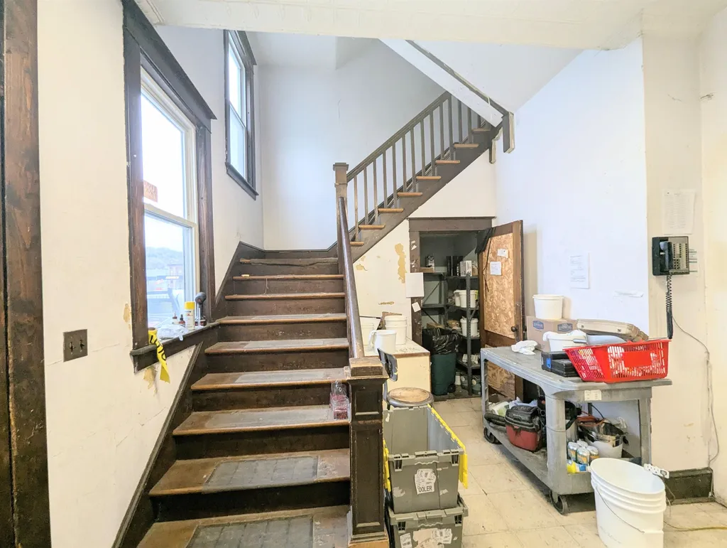 537 Railroad Street St. Johnsbury VT 05819