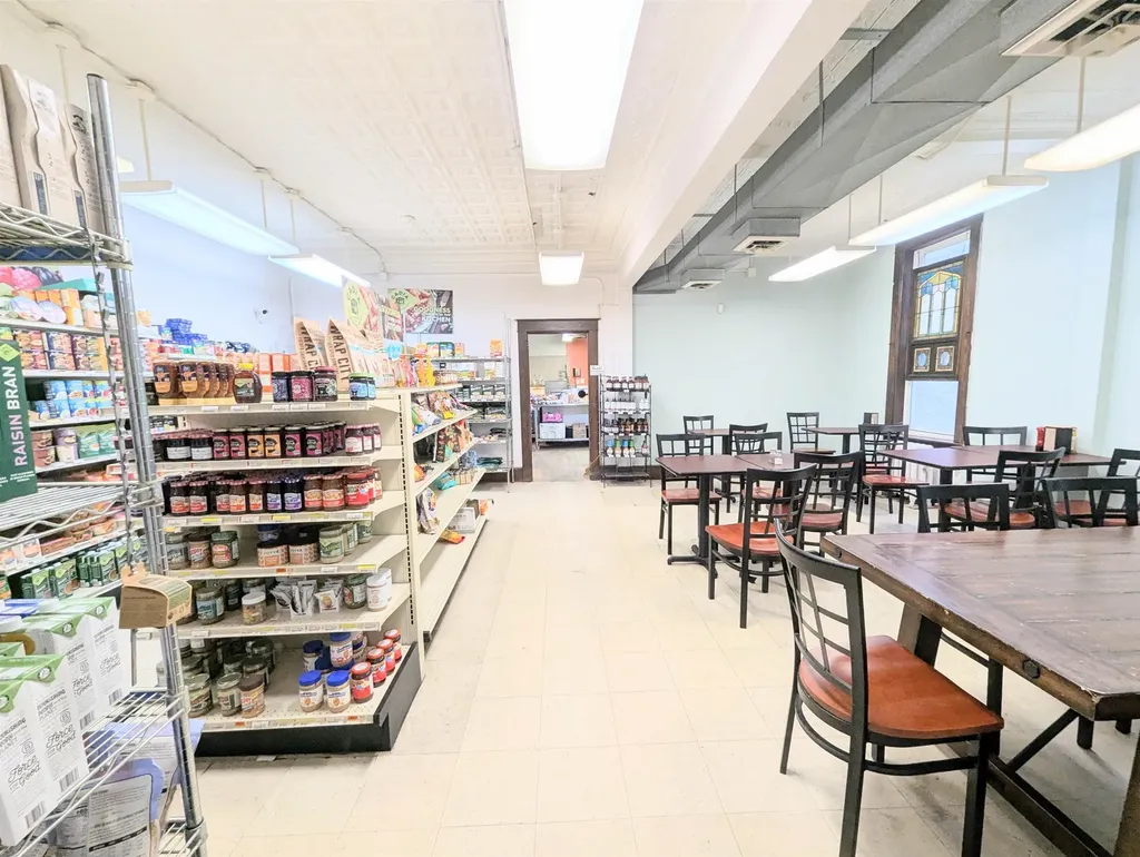 537 Railroad Street St. Johnsbury VT 05819