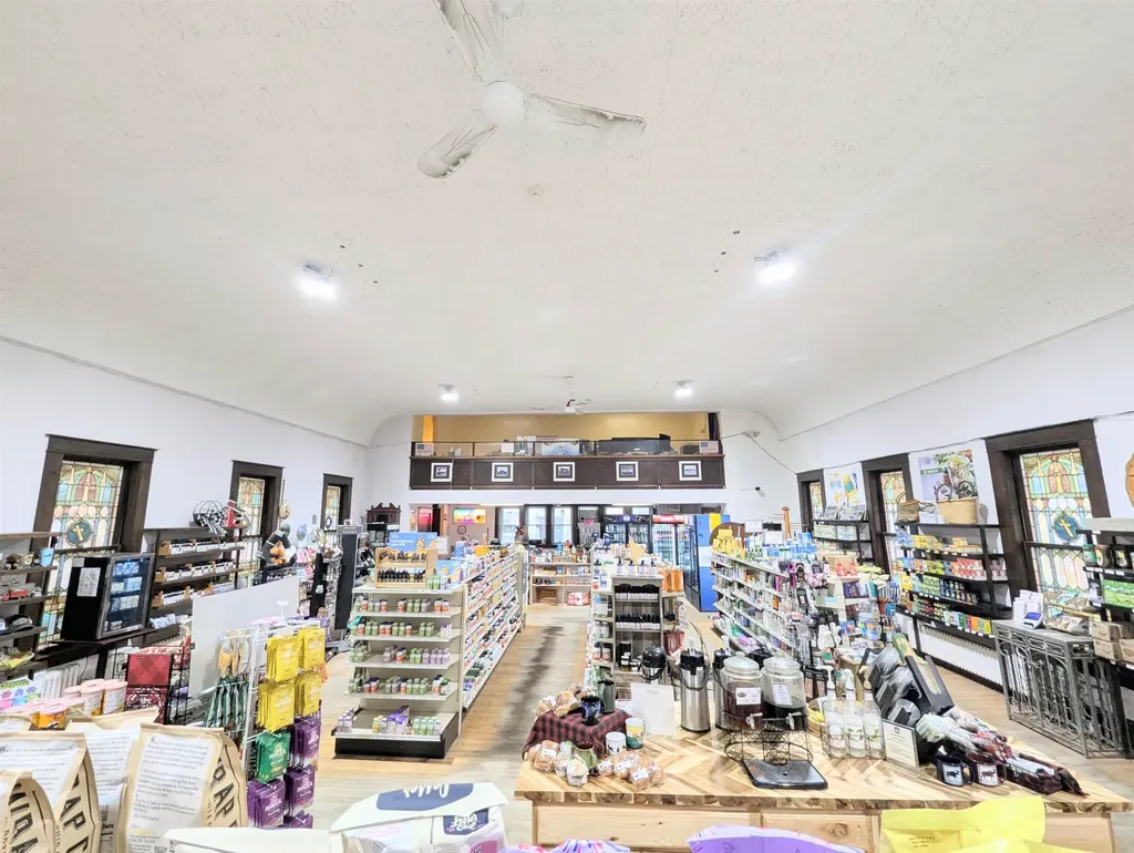 537 Railroad Street St. Johnsbury VT 05819