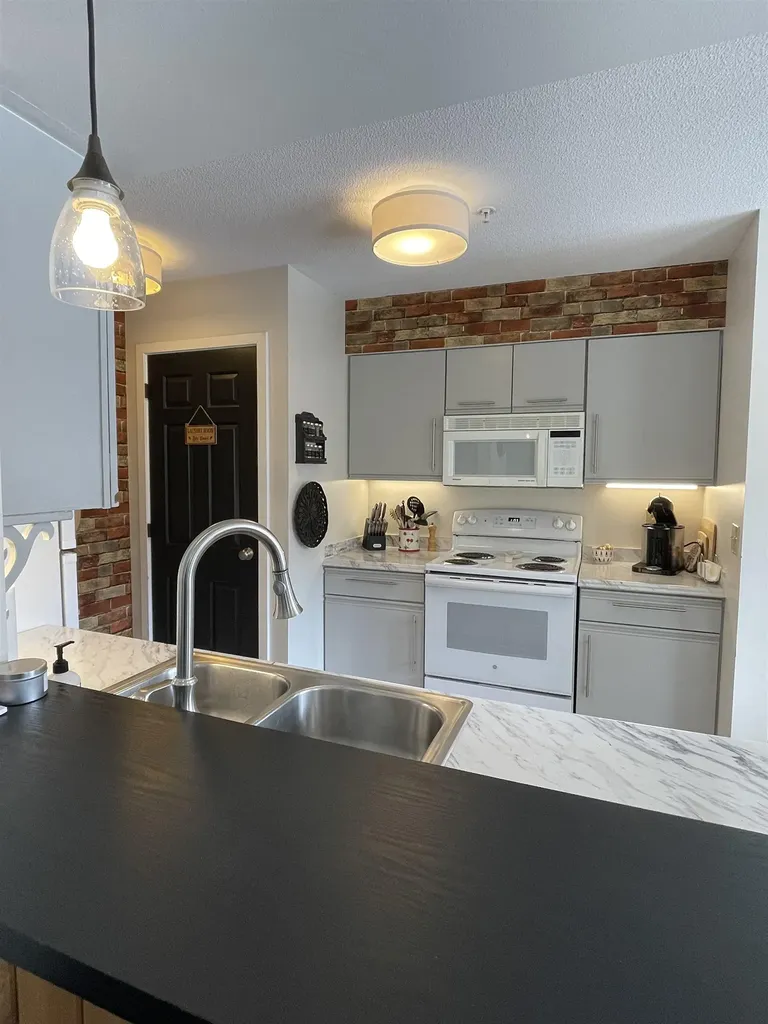 75 East Birch Road Stratton VT 05155