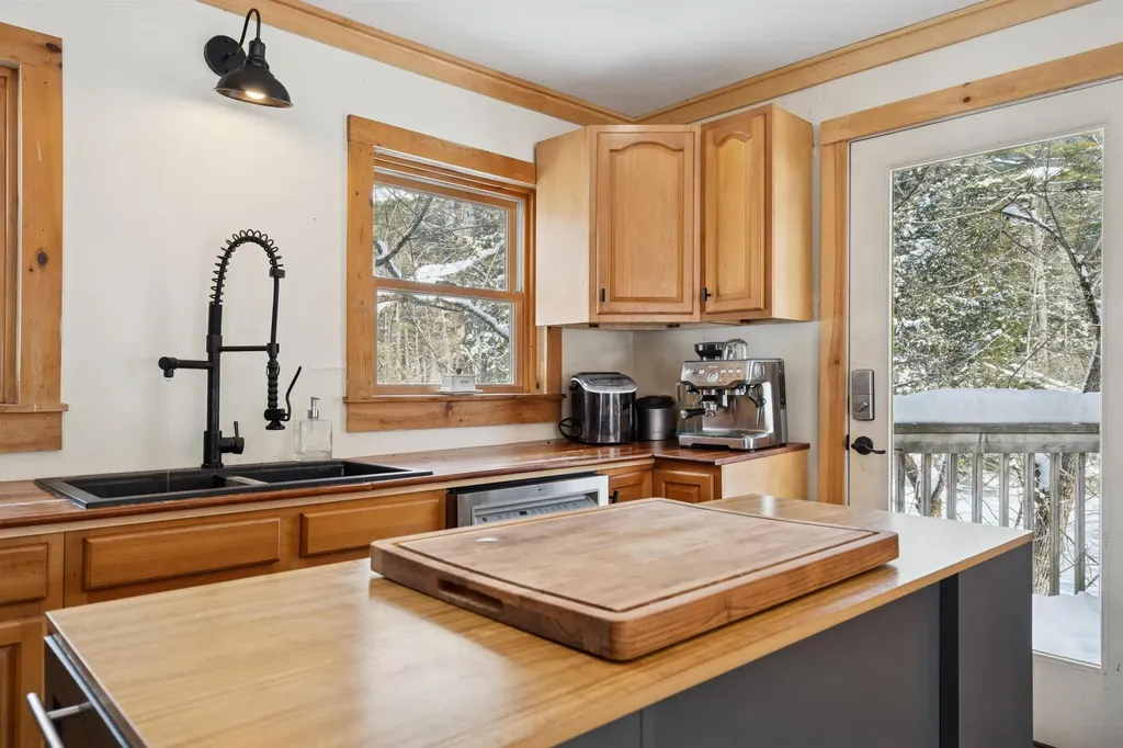 616 Vermont Route 110 Tunbridge VT 05077