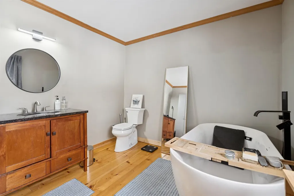 616 Vermont Route 110 Tunbridge VT 05077