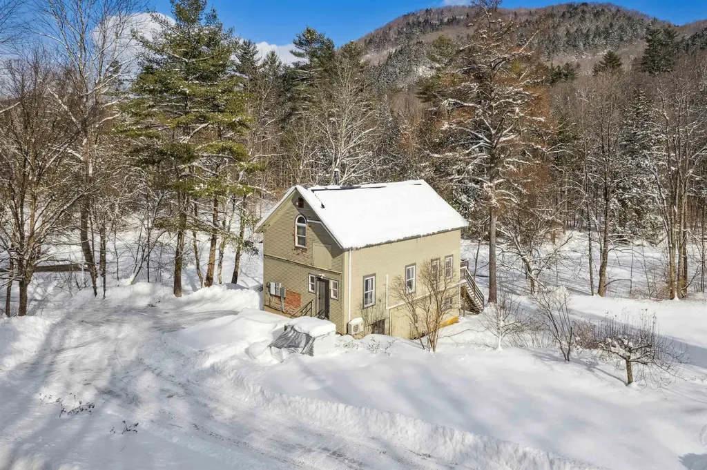 616 Vermont Route 110 Tunbridge VT 05077