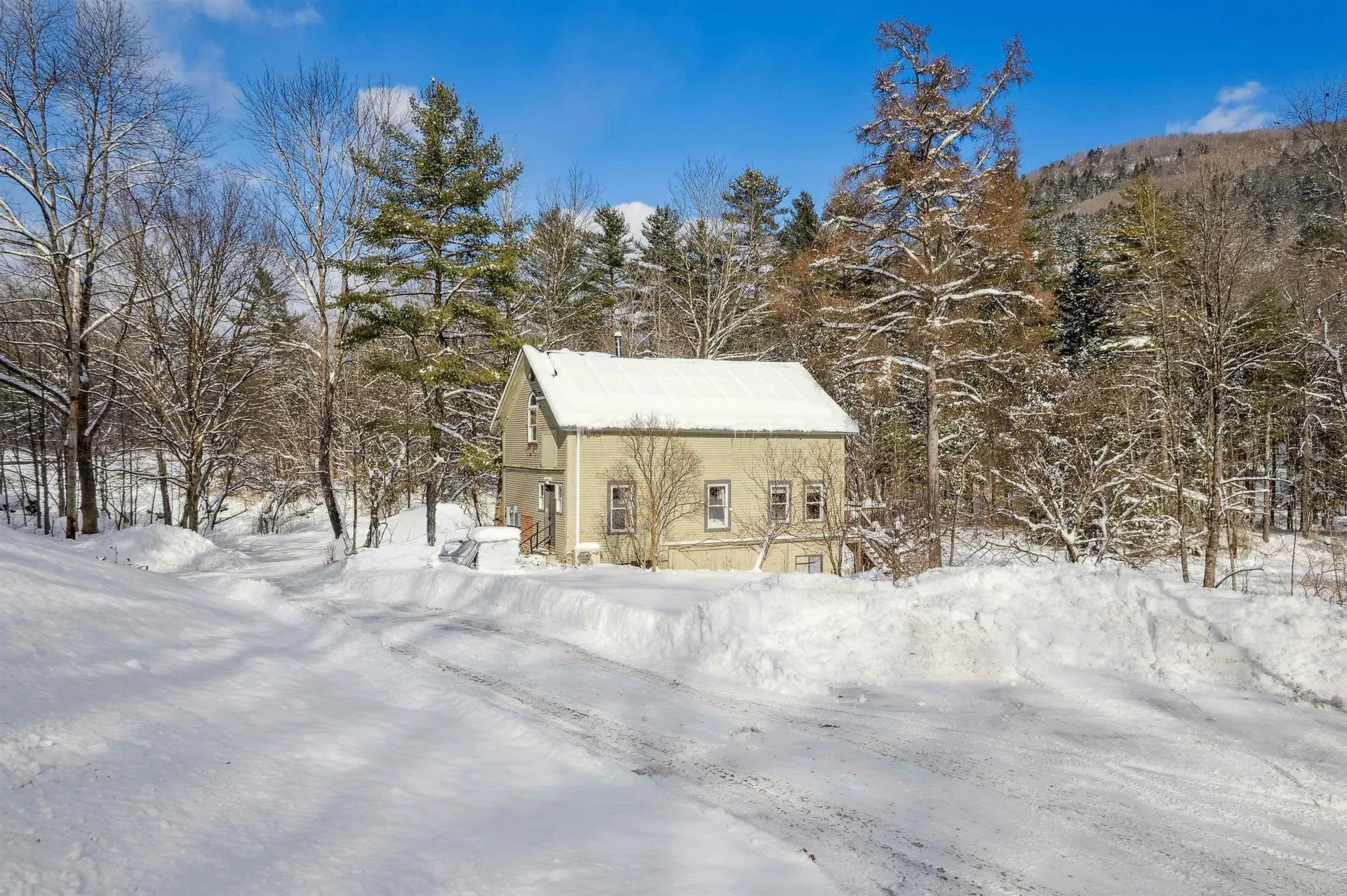 616 Vermont Route 110 Tunbridge VT 05077