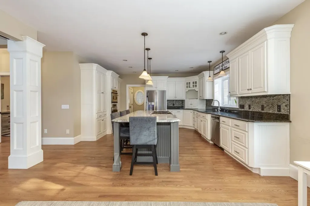 17 Winslow Drive Atkinson NH 03811