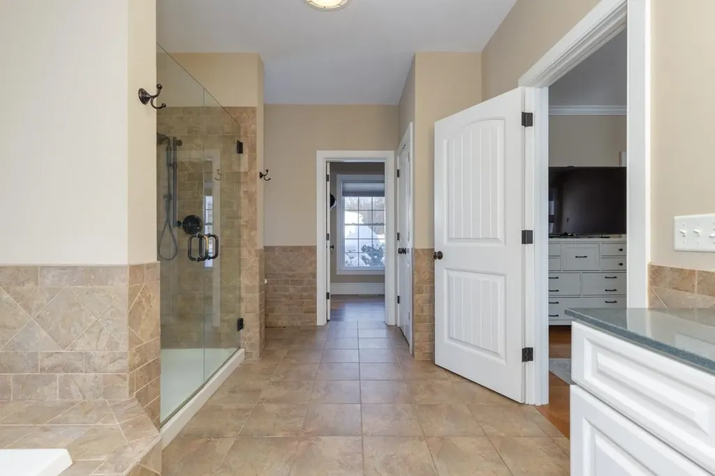 17 Winslow Drive Atkinson NH 03811