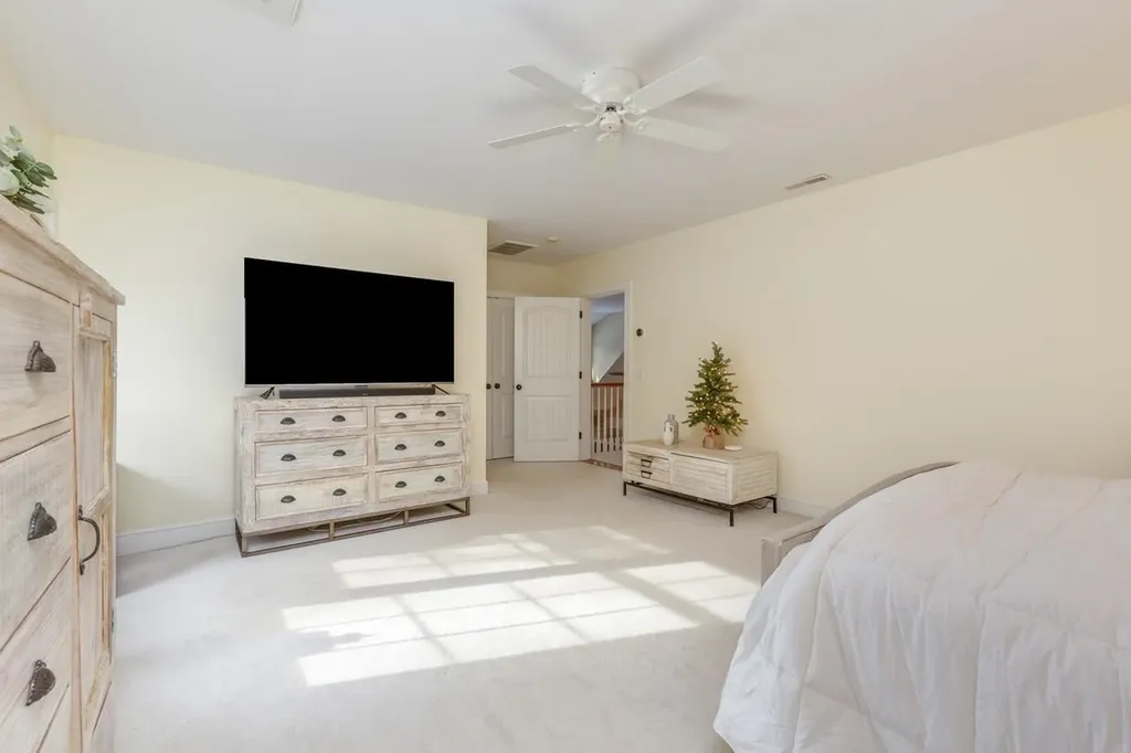 17 Winslow Drive Atkinson NH 03811