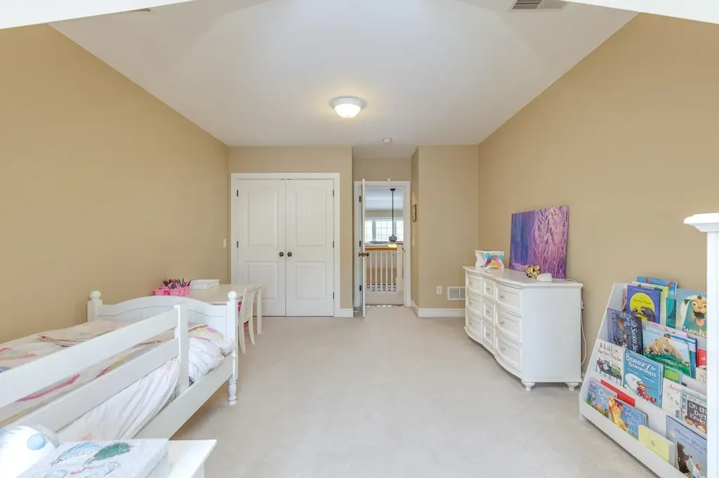 17 Winslow Drive Atkinson NH 03811