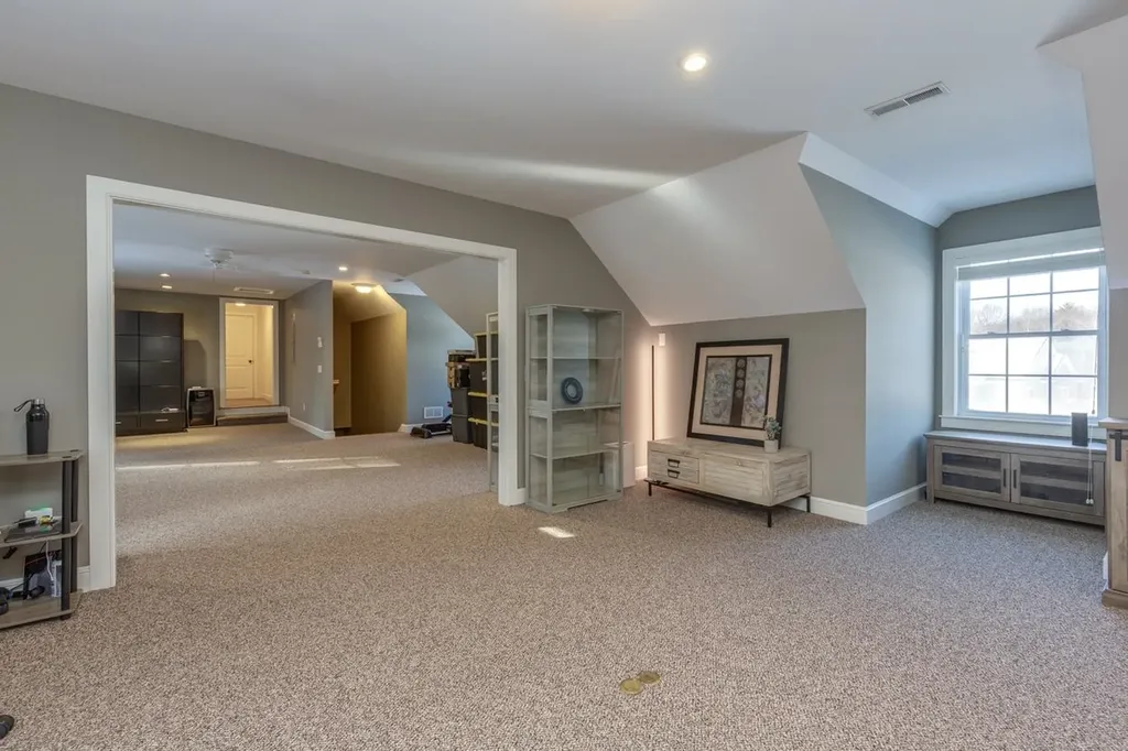 17 Winslow Drive Atkinson NH 03811