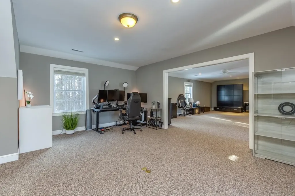 17 Winslow Drive Atkinson NH 03811