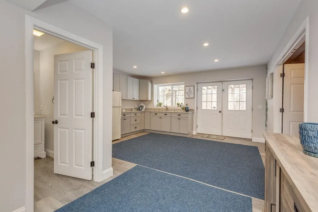 17 Winslow Drive Atkinson NH 03811