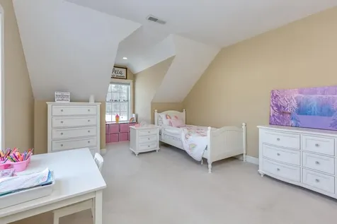 17 Winslow Drive Atkinson NH 03811