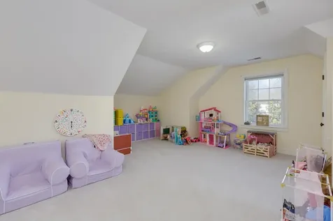 17 Winslow Drive Atkinson NH 03811