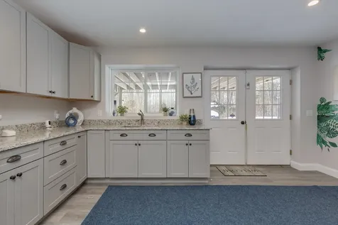 17 Winslow Drive Atkinson NH 03811