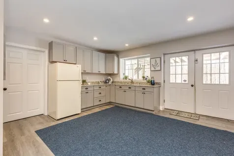 17 Winslow Drive Atkinson NH 03811