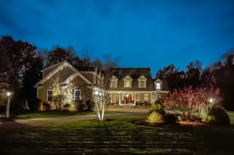 17 Winslow Drive Atkinson NH 03811