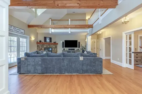 17 Winslow Drive Atkinson NH 03811