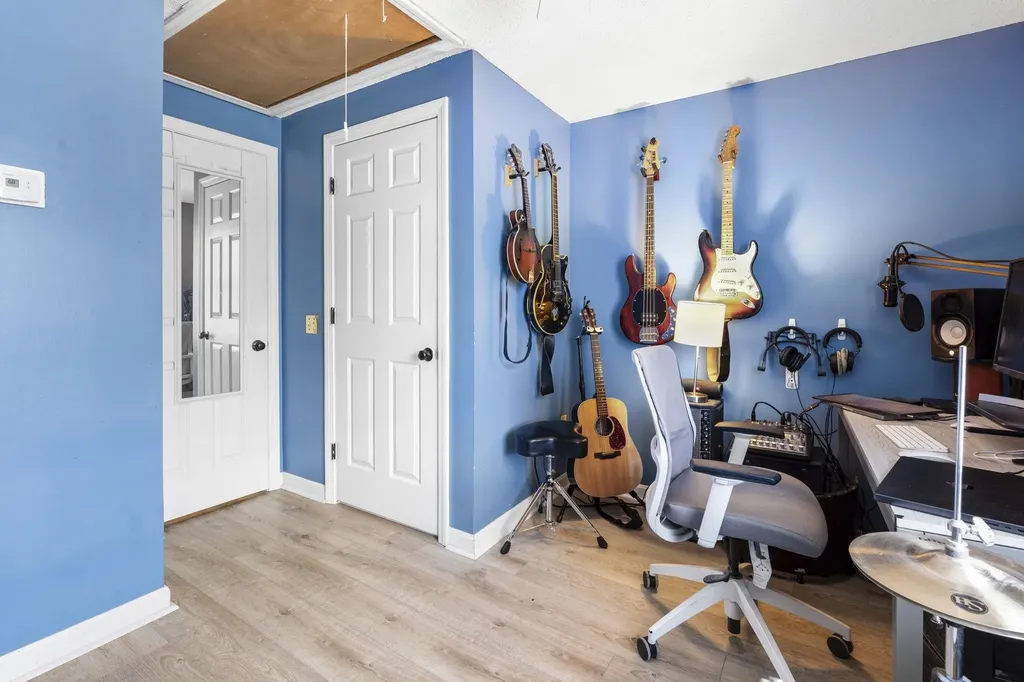 5 Hemlock Forest Dover NH 03820