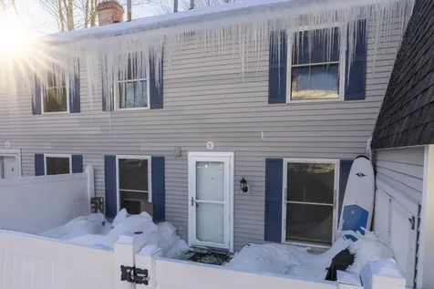 5 Hemlock Forest Dover NH 03820