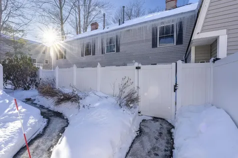 5 Hemlock Forest Dover NH 03820