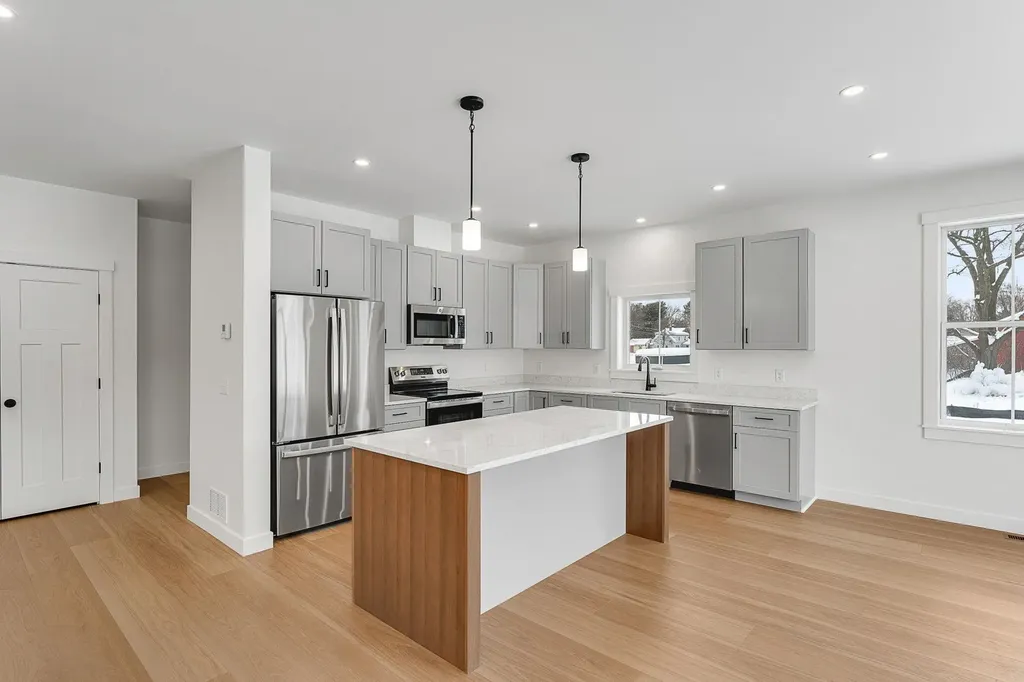 647B Church Road Colchester VT 05446