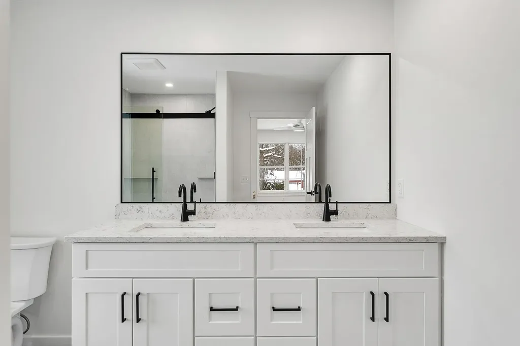 647B Church Road Colchester VT 05446