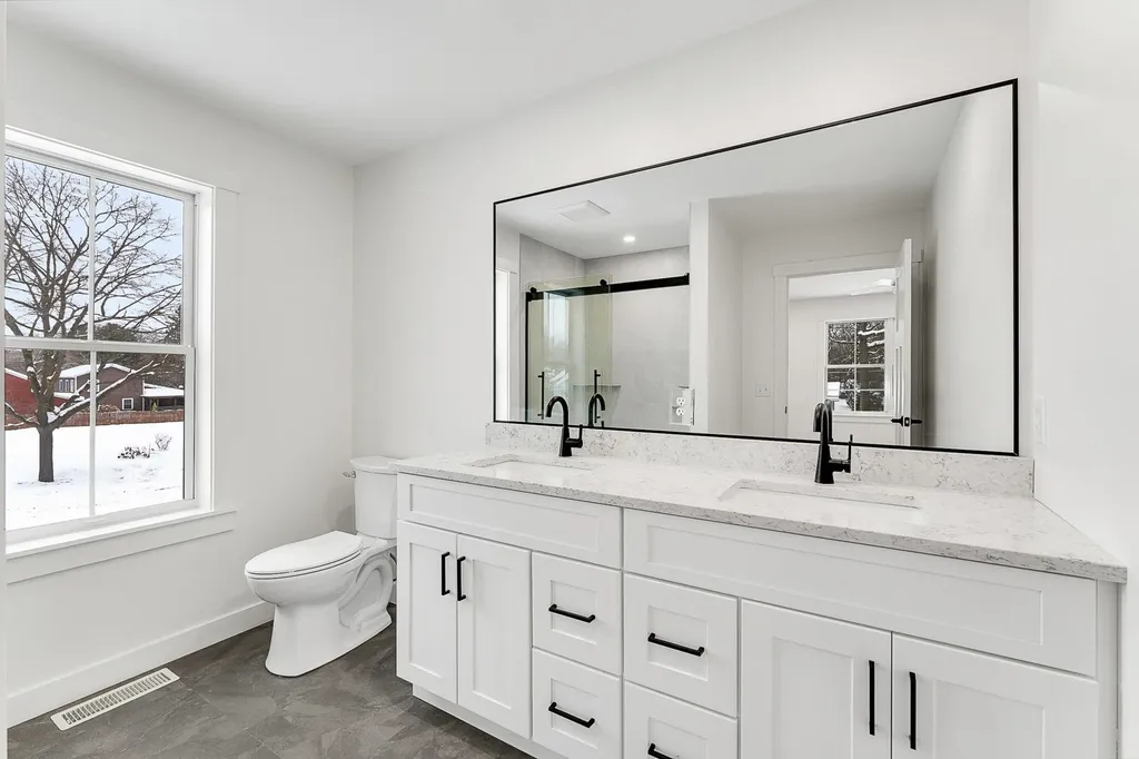 647B Church Road Colchester VT 05446