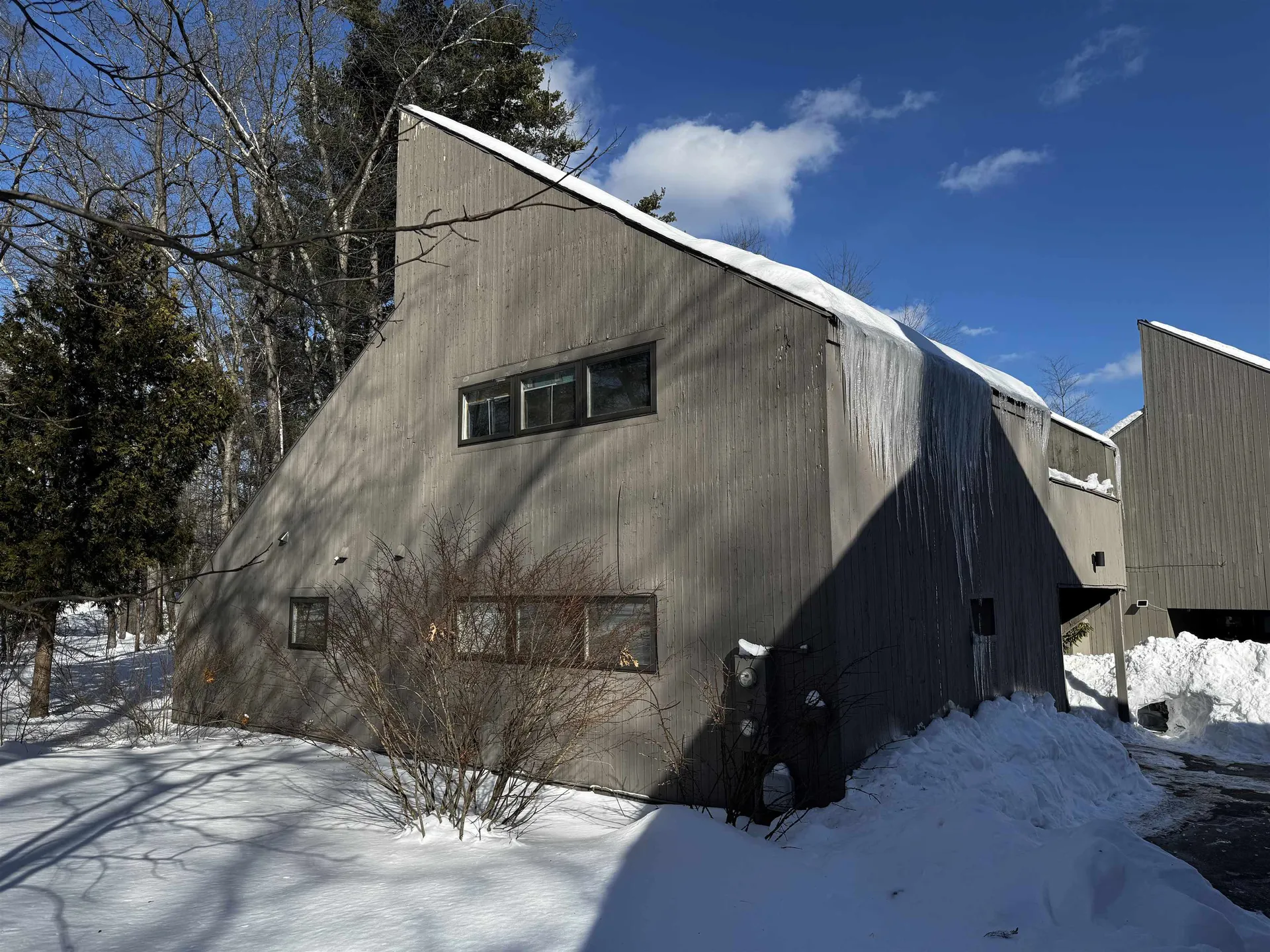 111 Coburn Avenue Nashua NH 03063