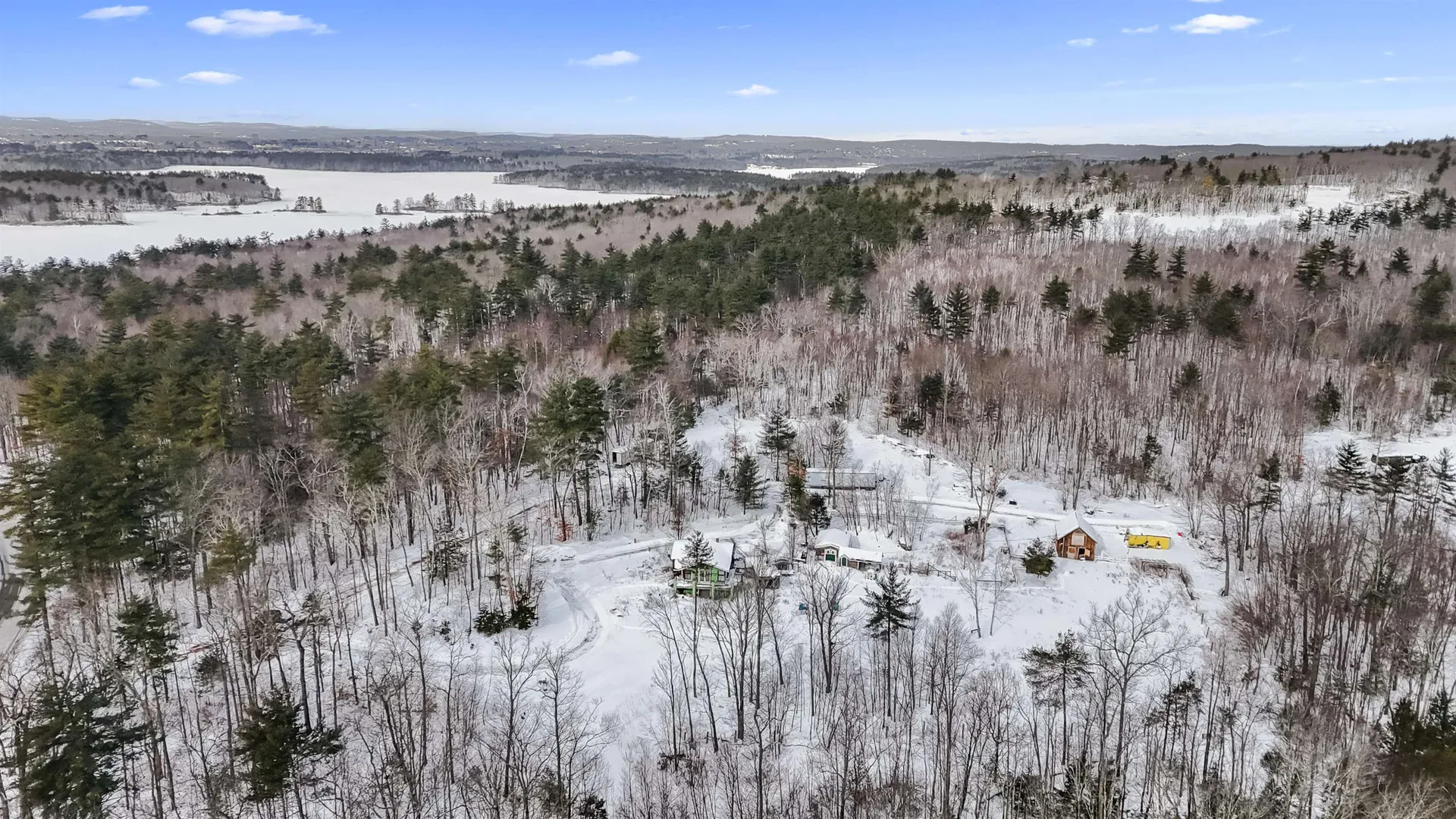 376 Rattlesnake Hill Road Auburn NH 03032