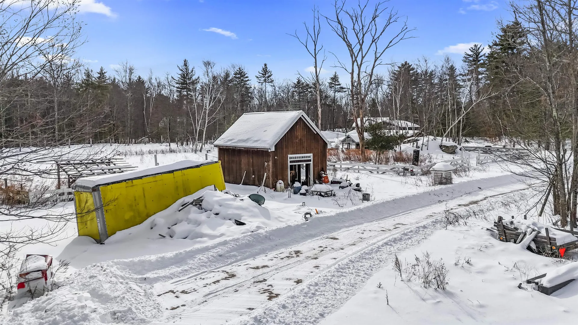 376 Rattlesnake Hill Road Auburn NH 03032