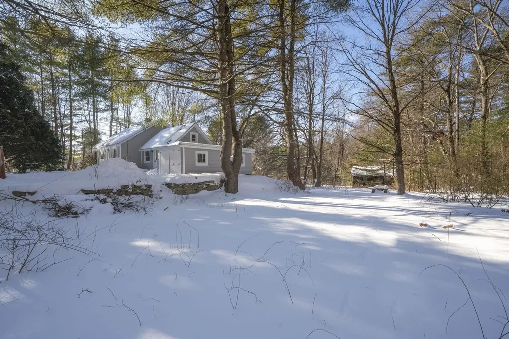 73 Plain Road Hinsdale NH 03451