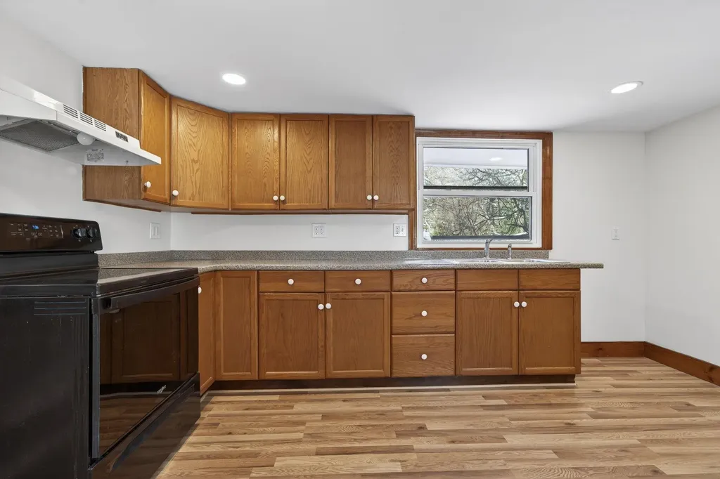 73 Plain Road Hinsdale NH 03451