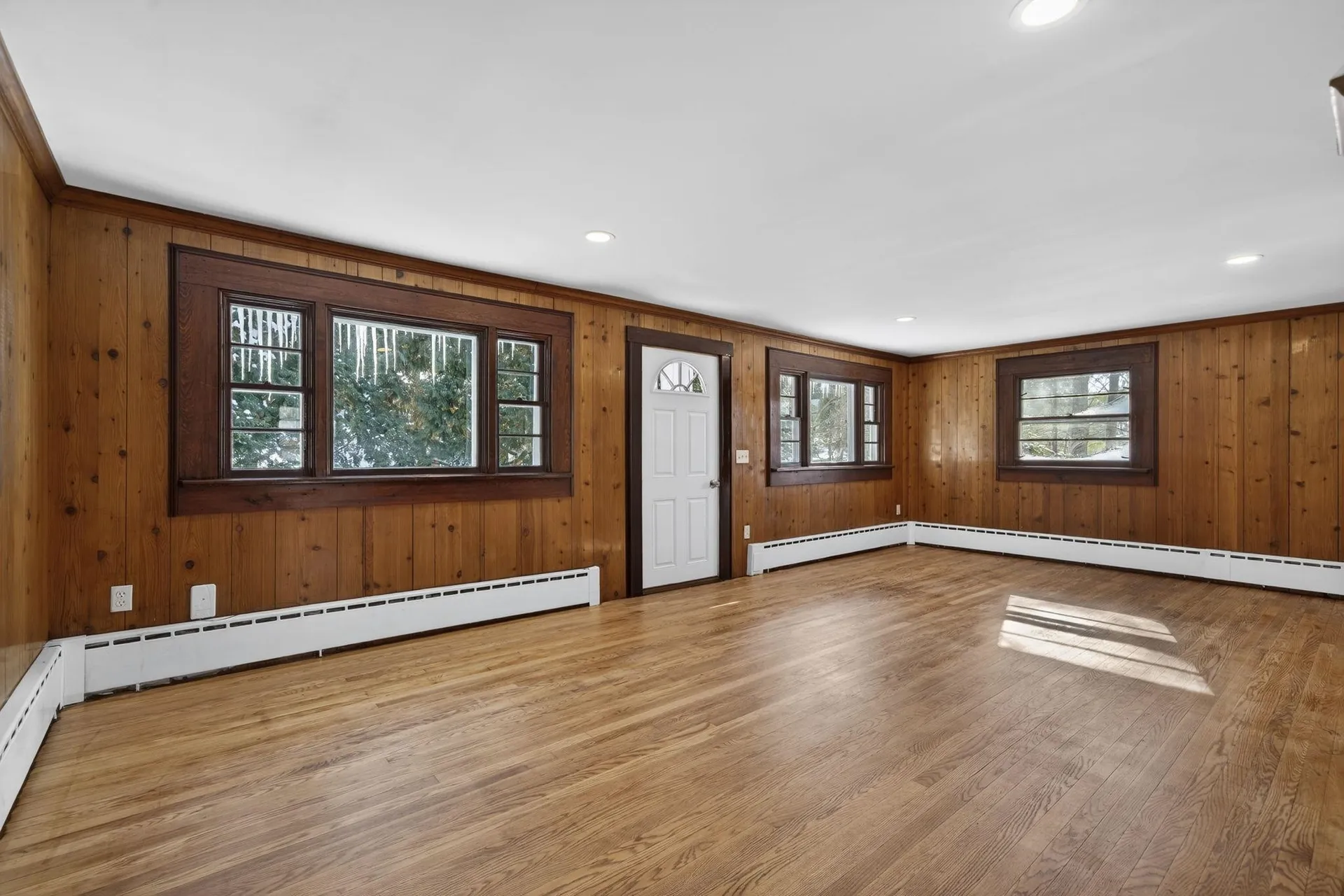 73 Plain Road Hinsdale NH 03451