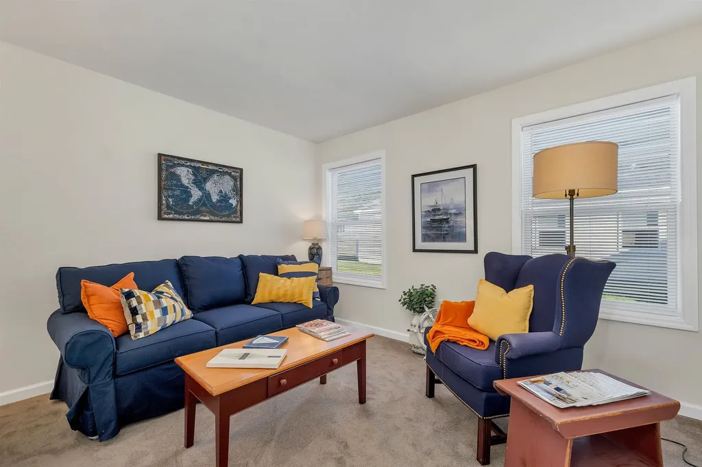 18-B Wildflower Lane Plymouth NH 03264