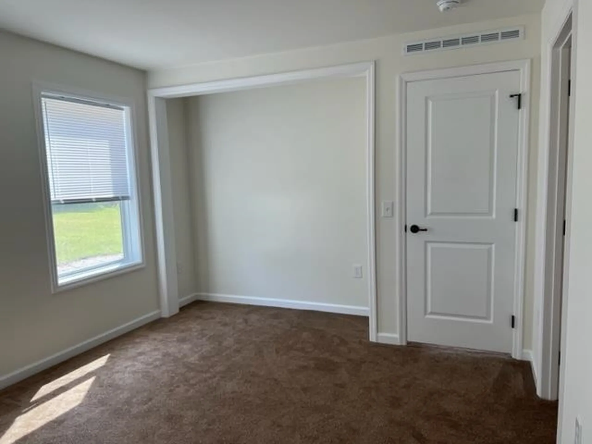 18-B Wildflower Lane Plymouth NH 03264