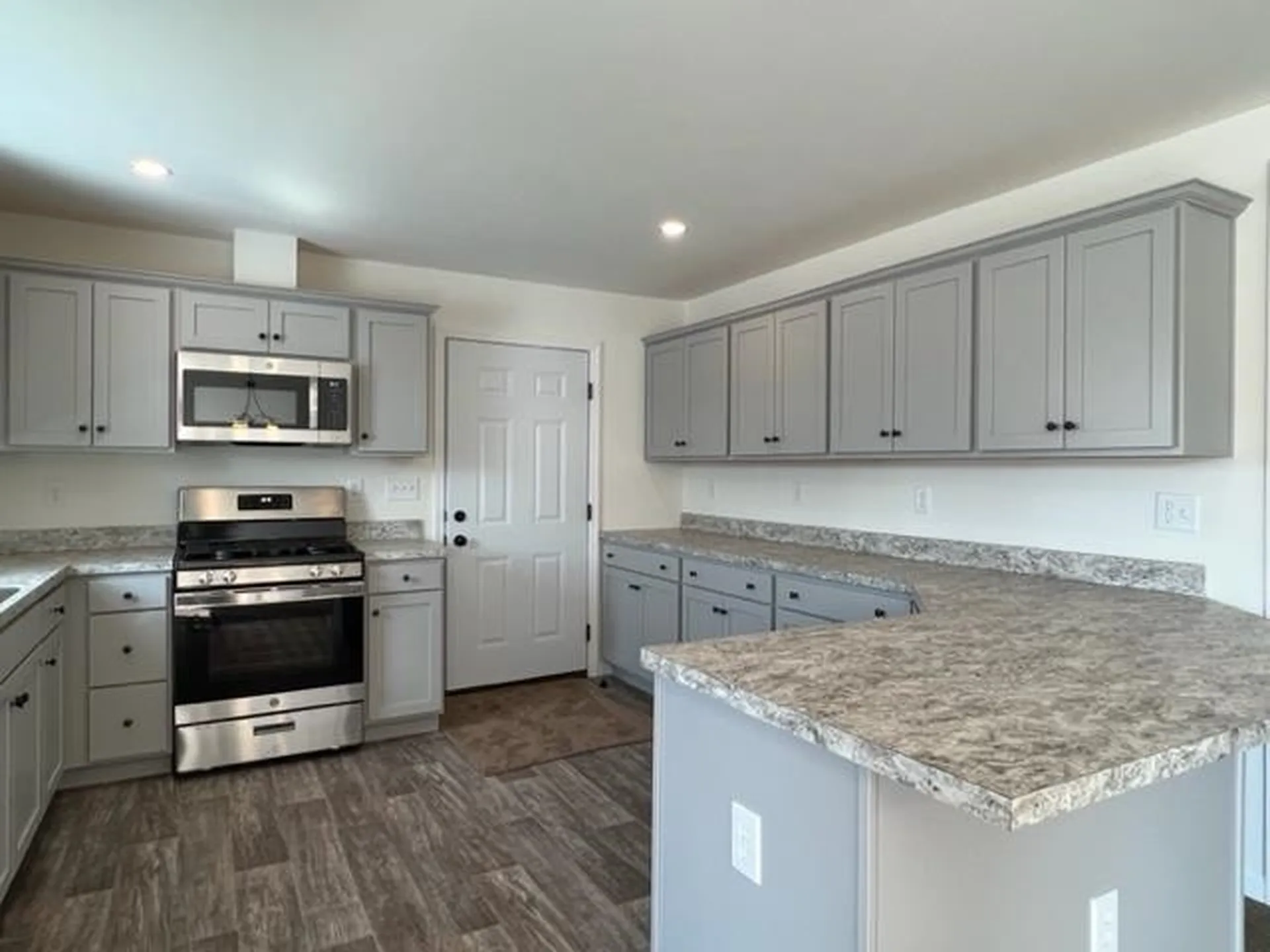 18-B Wildflower Lane Plymouth NH 03264