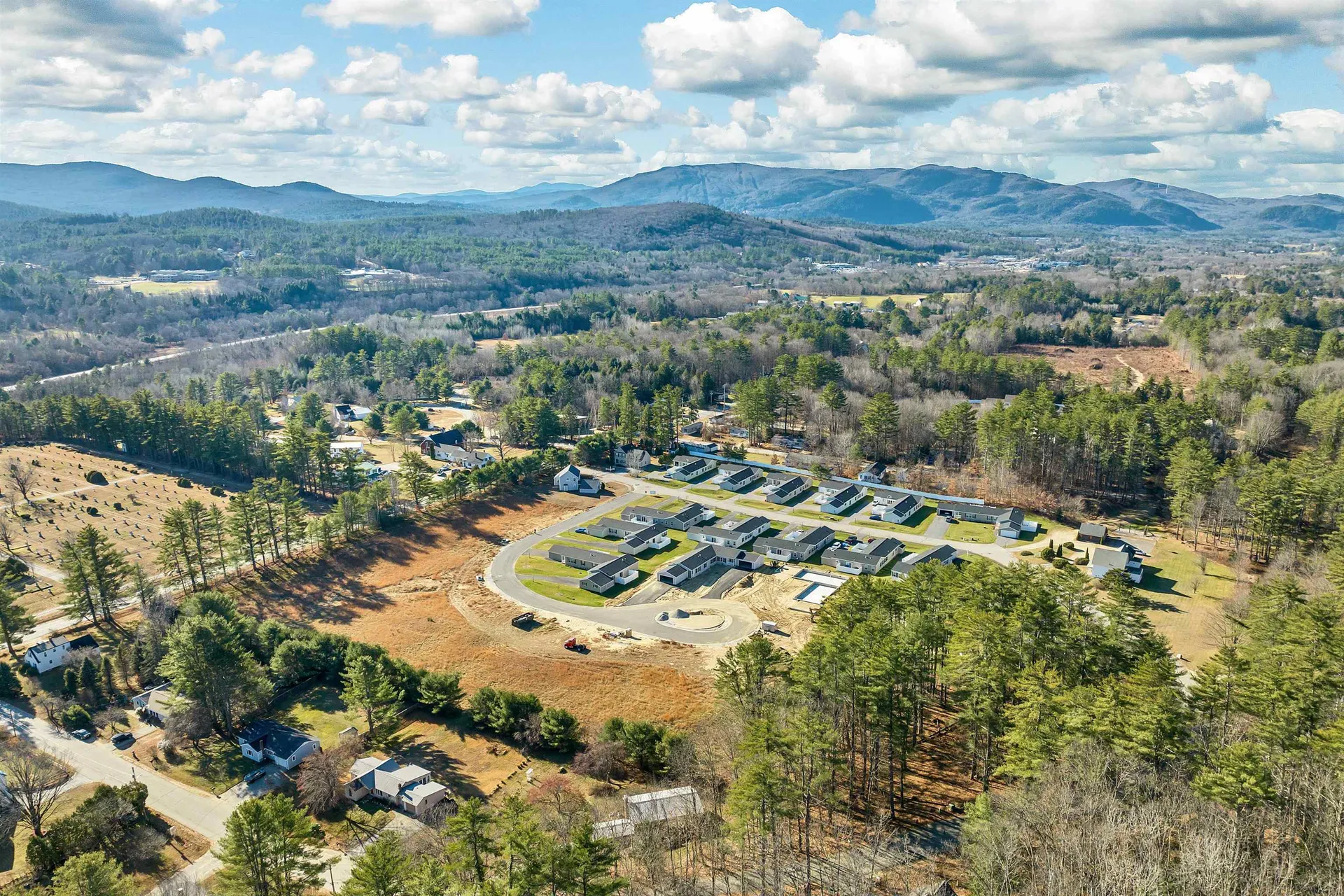 18-B Wildflower Lane Plymouth NH 03264