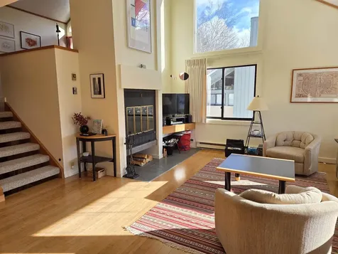 27 Ravine Lane Lincoln NH 03251