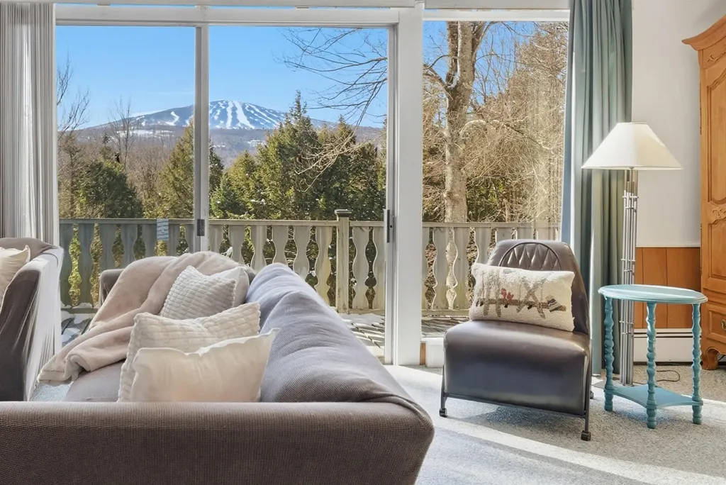 5 Wall Street Winhall VT 05340